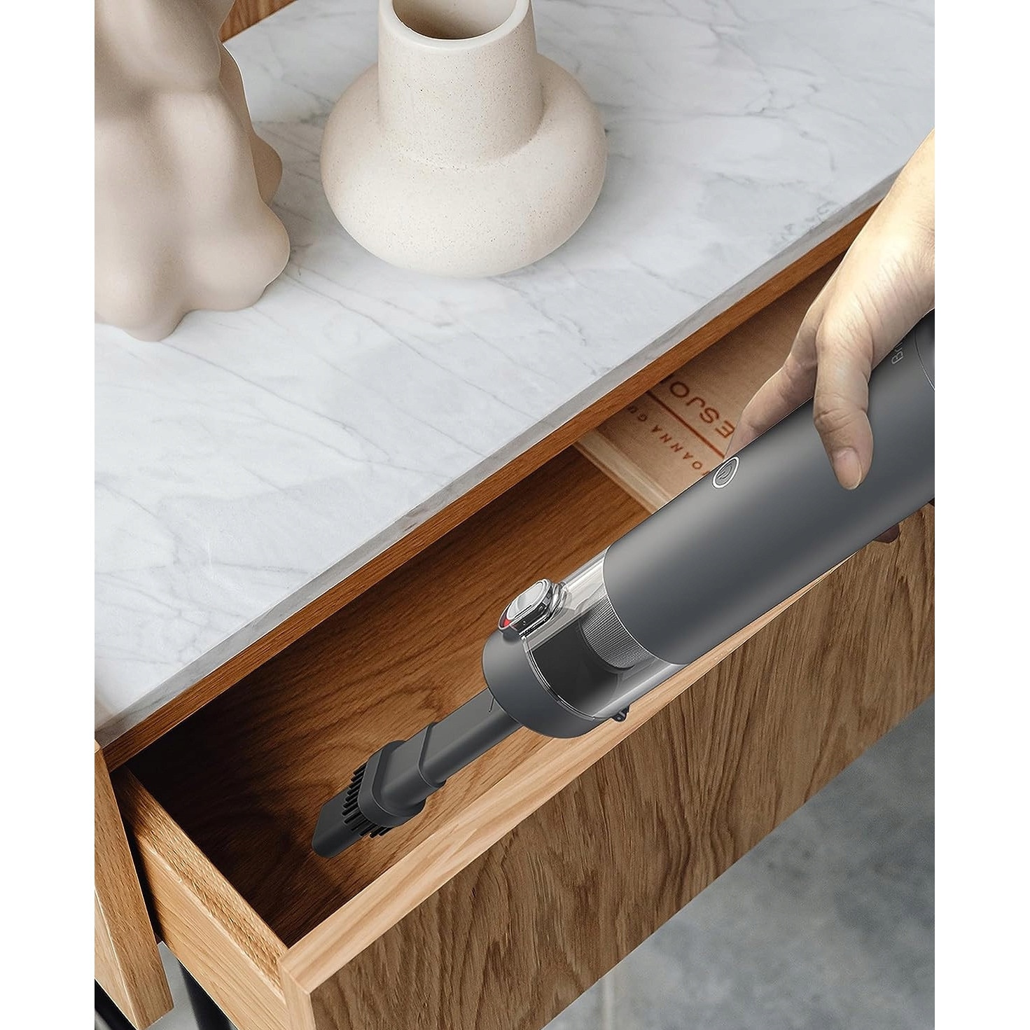 Aspirator manual fara fir, Brigii, 65W, 6500Pa, argintiu