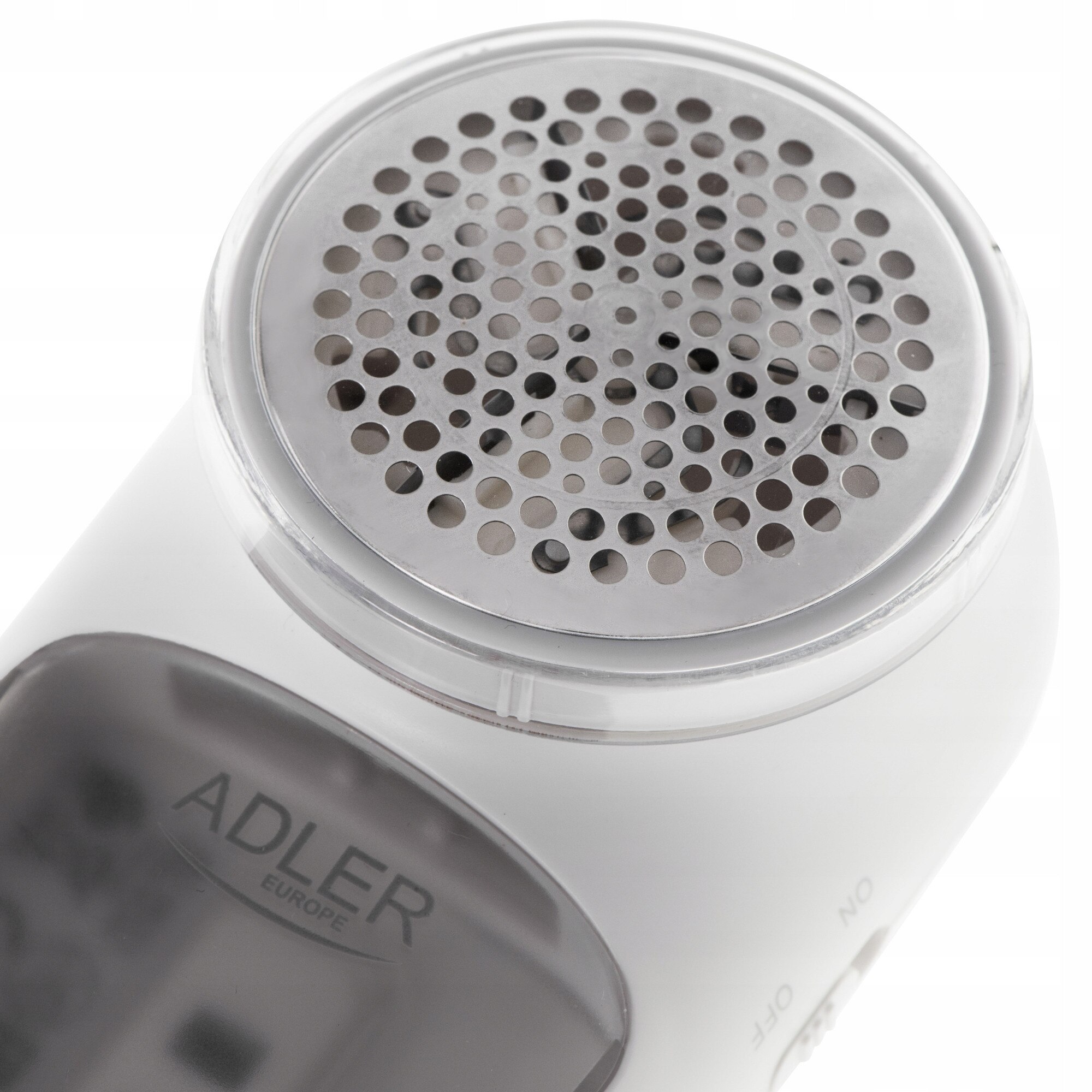 Aspirator pentru haine Adler AD 9621, 4.5x4.5cm, alimentare USB, 40 minute autonomie