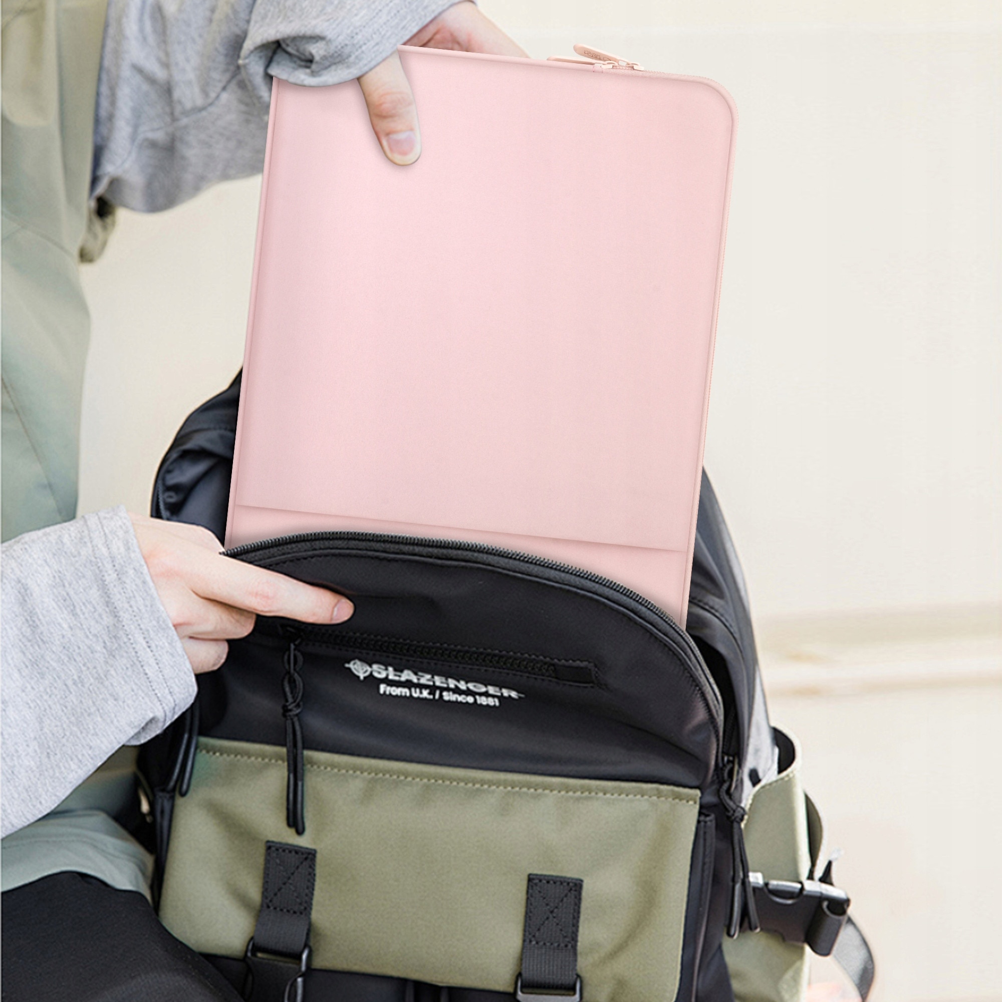 Husa pentru laptop Macbook Air Pro (15-16 inch), Tech-Protect, neopren, Dusty Rose