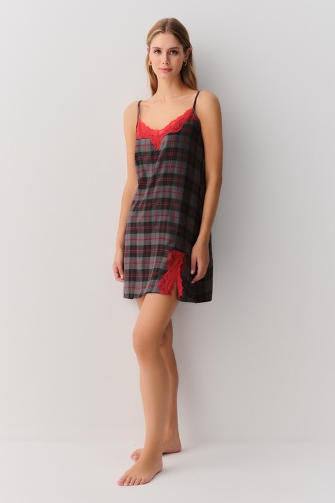 Suwen, Camasa de noapte cu decolteu in V si model in carouri, Rosu/Negru stins/Gri inchis melange