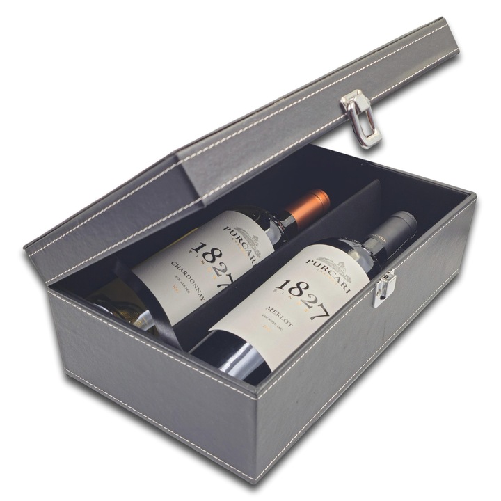 Pachet cadou original, CADOURI PREMIUM®, model Purcari Winery ce contine doua sticle de vin de la Cramele Purcari, din gama 1827, Merlot si Chardonnay, ambalate intr-o cutie eleganta din piele ecologica cu accesorii pentru pasionatii de vin