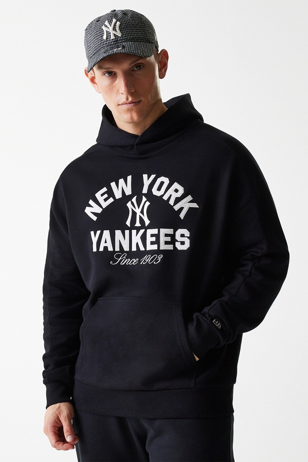 emDASH x SNKRDUNK AMANOJAKI llic 新品 New Era, Hanorac de bumbac cu logo brodat, Negru, S - eMAG.ro