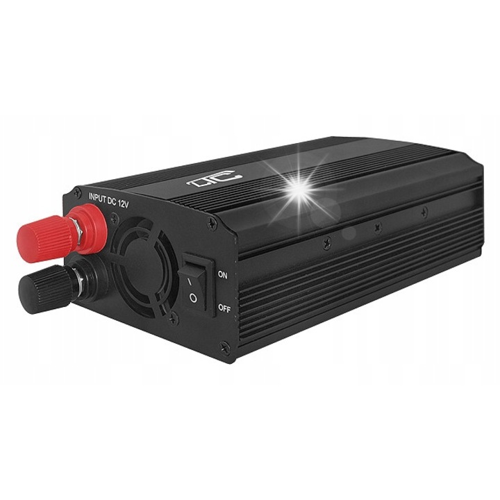 LTC autó inverter 12V/230V 600W, 2xUSB 2.1A, méretek 165x98x53mm