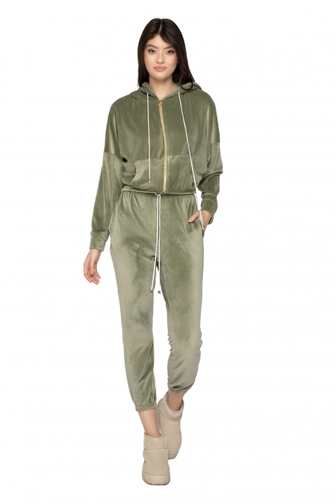 Анцуг маслинен от кадифе, Tr 1048o