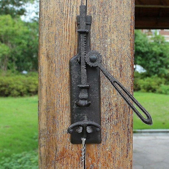 Öntöttvas falra szerelhető dugóhúzó, európai stílusú, bár dekoráció, 34x7.9x5.8cm, csavarokkal együtt