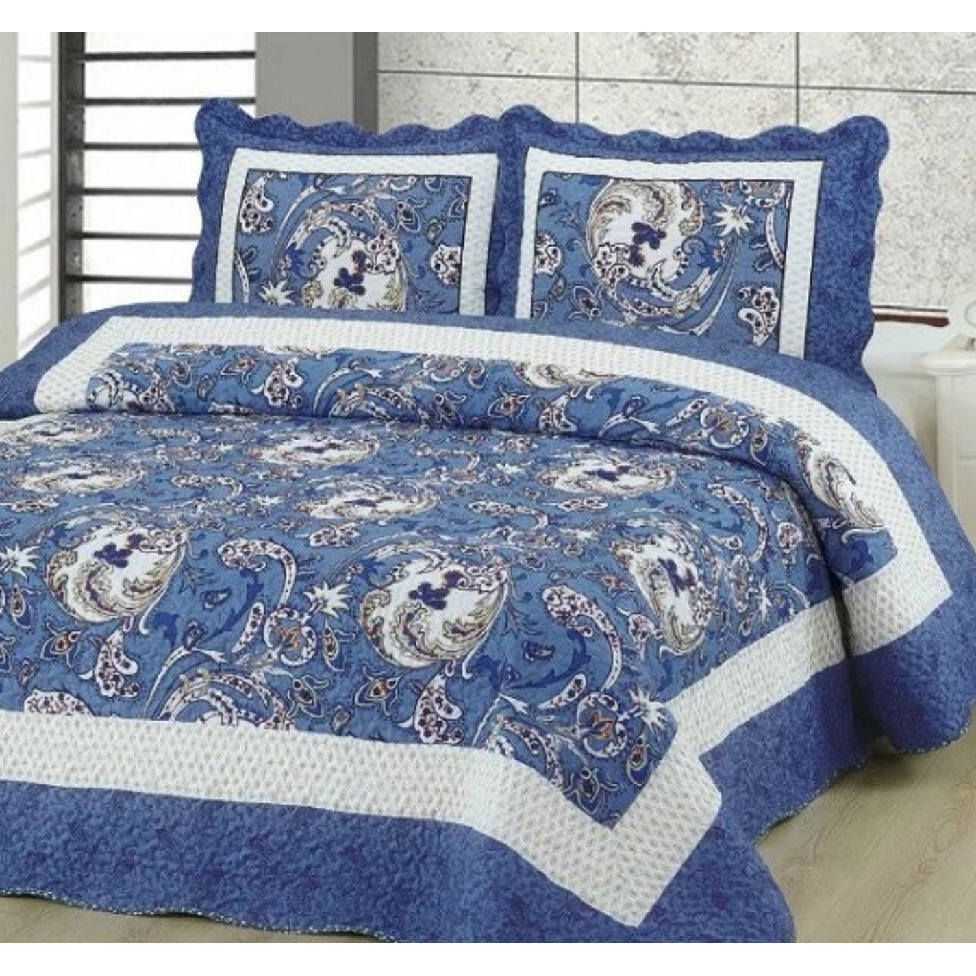 Cuvertura de pat matlasata pentru 2 persoane, 3 piese, bumbac Vika932