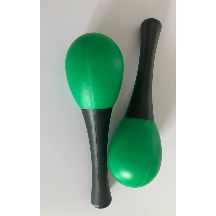 Комплект 2 пластмасови зелени маракаса, 15 см – идеални за деца и музикални дейности