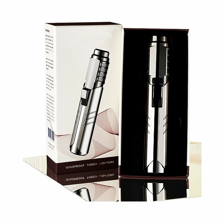 Bricheta / Aprinzator tip pistol cu pulverizare, metal cromat, Dissefa-tech, argintiu, fara gaz incorporat, flacara 20 cm, temp. 1800°C, ambalaj cadou, pentru topire metale, gratar, gatit