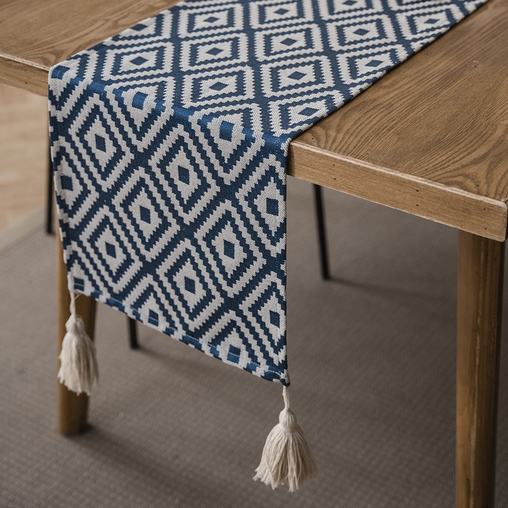 Fata de masa set nordic jacquard geometric cu ciucuri, 33x140cm, albastru inchis