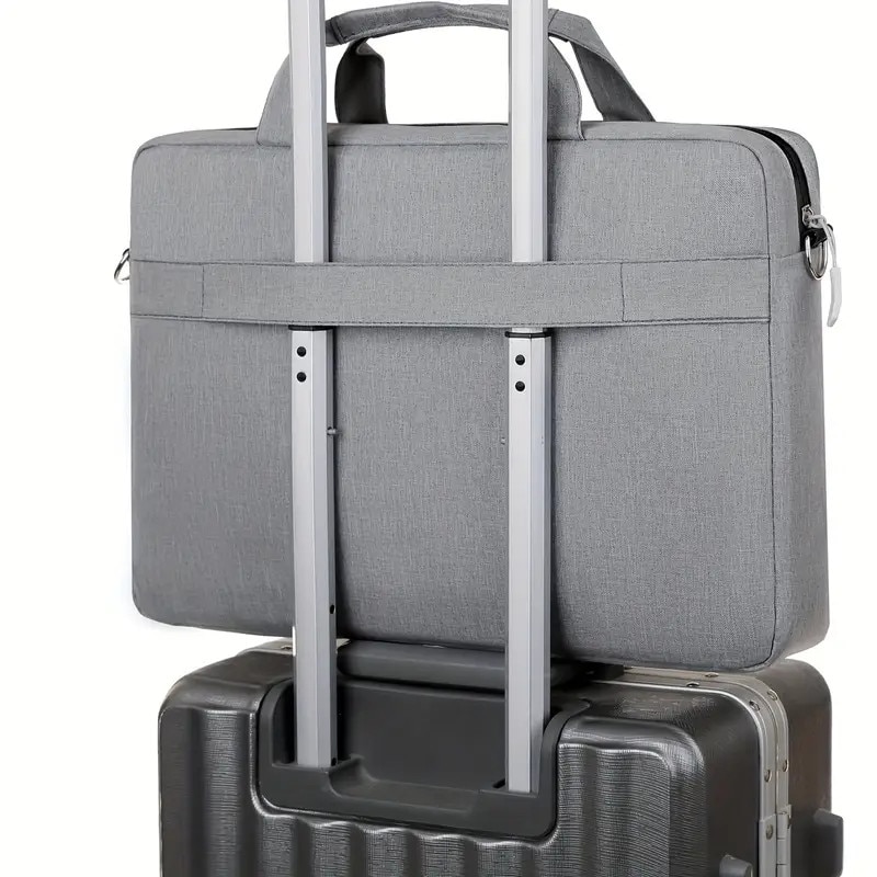 Husa laptop 14 inch, neagra, cu curea ajustabila si buzunar cu fermoar, set de protectie completa
