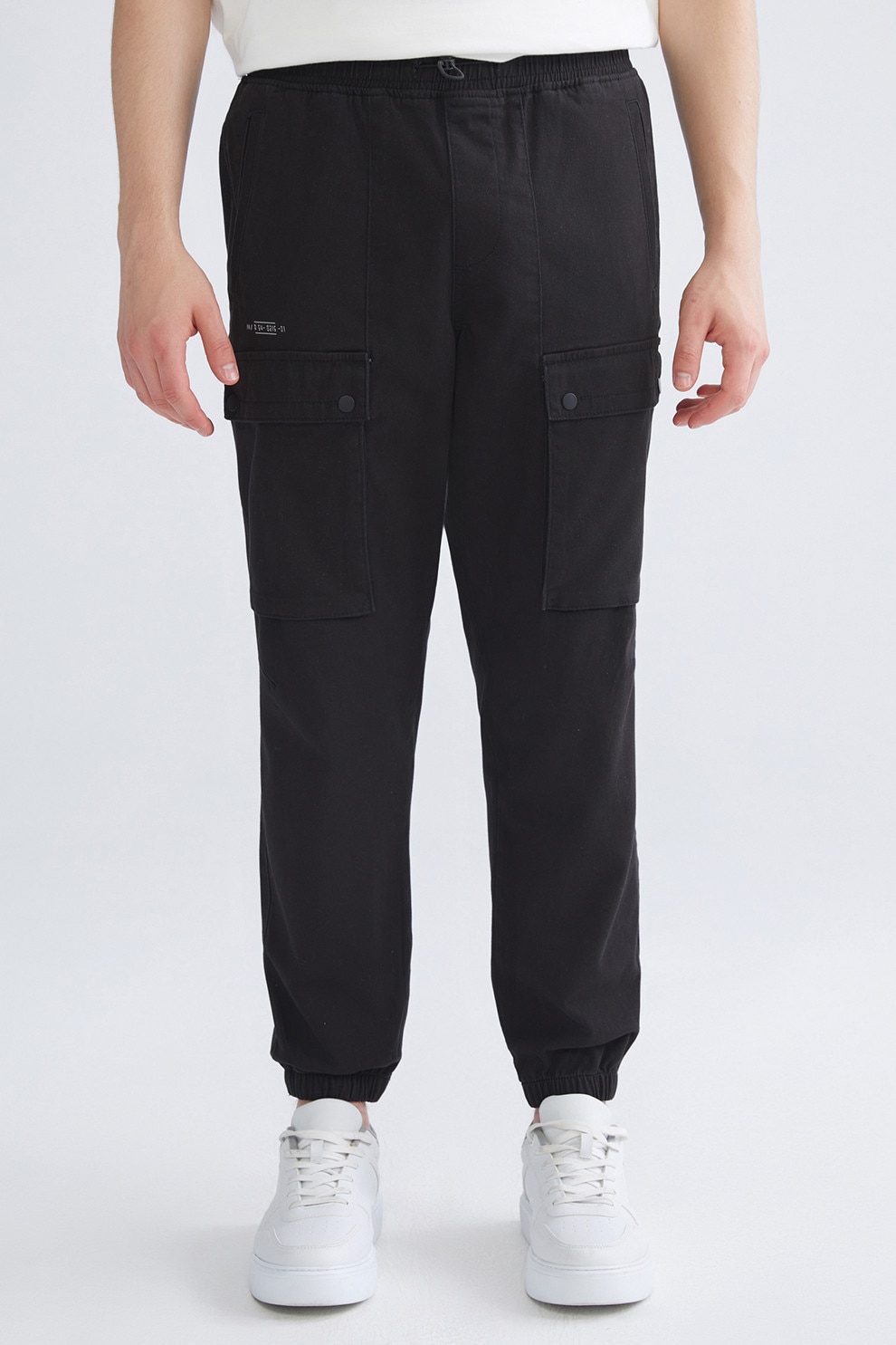 LC WAIKIKI, Pantaloni de trening cargo cu talie medie, Negru, 28