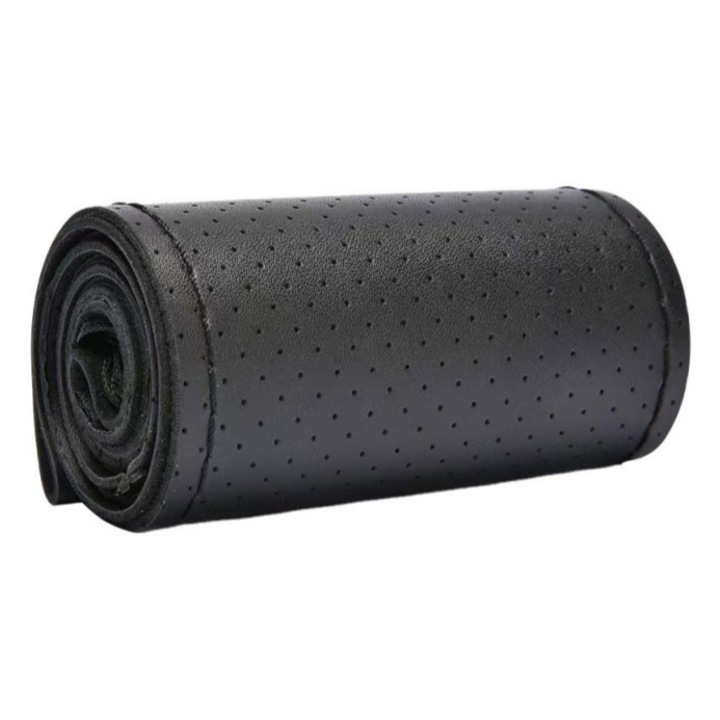Husa volan idealSTORE Premium piele naturala bovina cu ac si ata marime M, Cu gaurele design perforat pentru aerisire