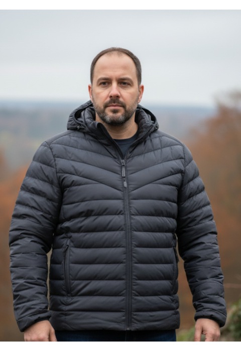 Nagyméretű férfi steppelt dzseki, levehető kapucnival, fekete cipzáras zsebekkel G804 11589, Fekete