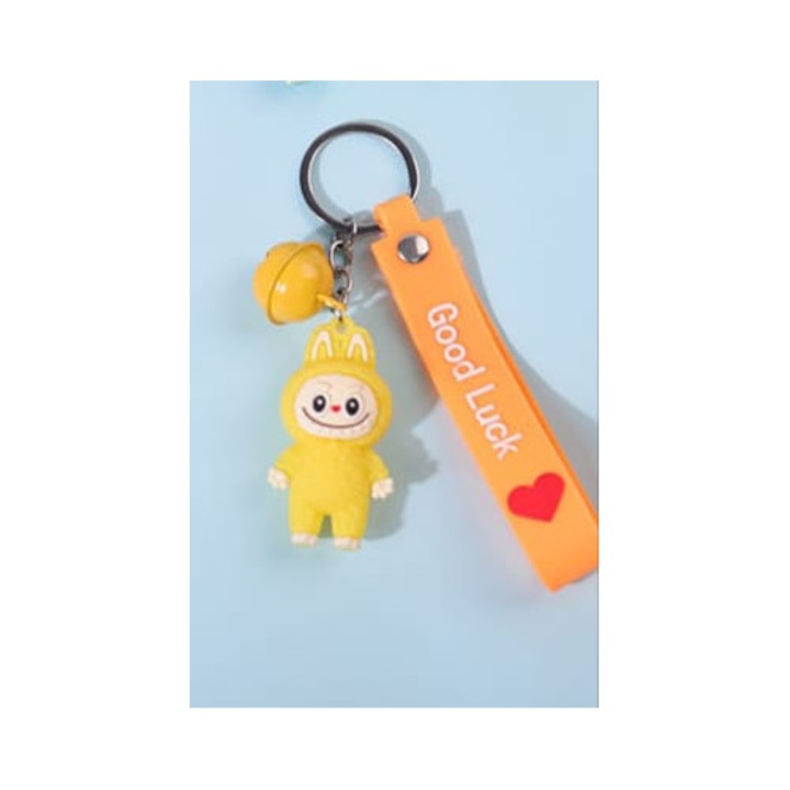 Breloc dragut model compatibil cu Labubu, 5, 7x3 cm, din guma rezistenta, cu agatatoare de 10 cm pentru chei sau accesorii de geanta galben
