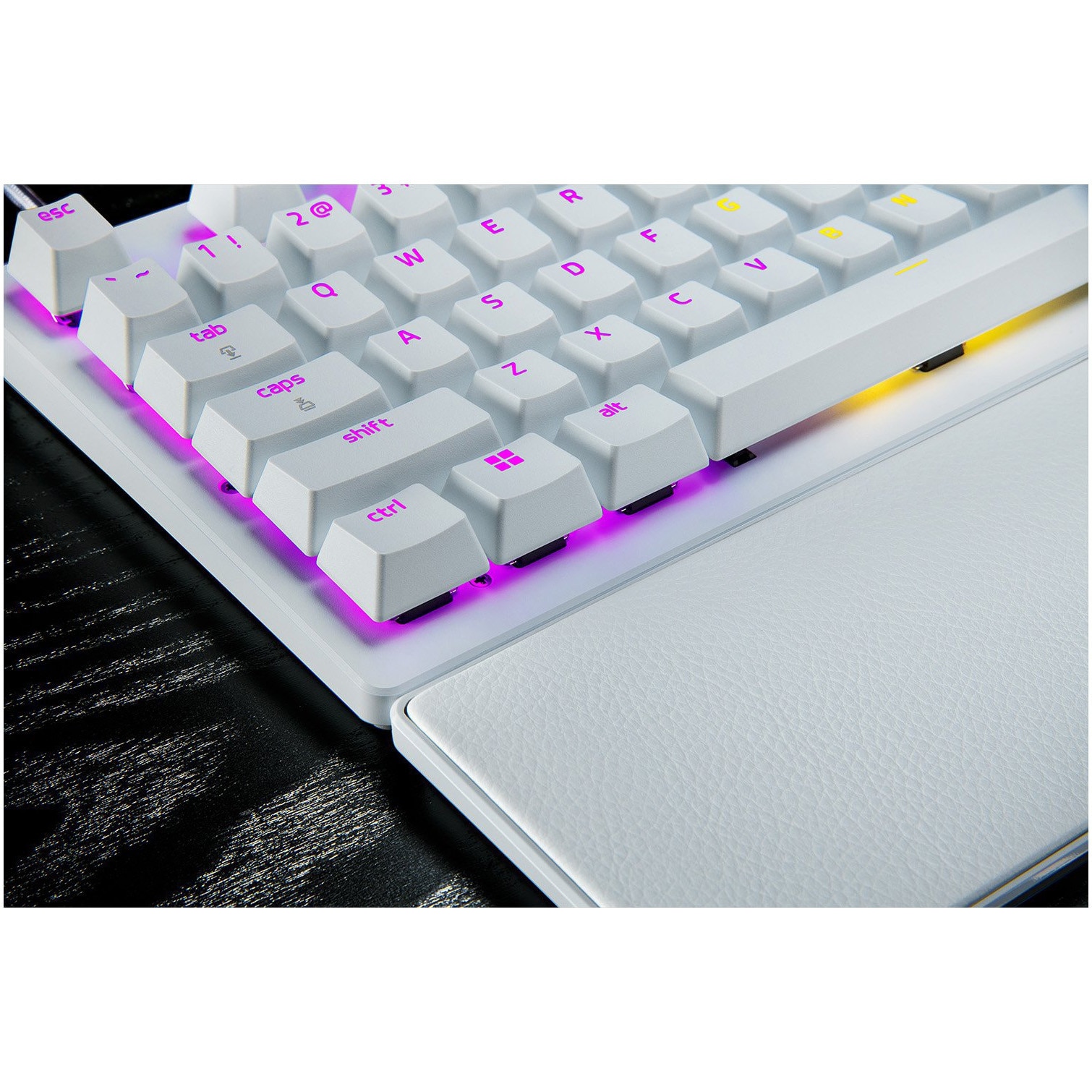 Tastatura mecanica Razer Huntsman V3 Pro Tenkeyless, iluminare