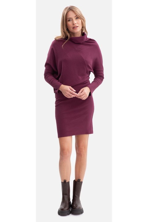 Rochie mini, B309 Pruna tricot, fara inchizatoare, top lejer, baza mulata, talie inalta, maneci lungi, cu guler, Pruna