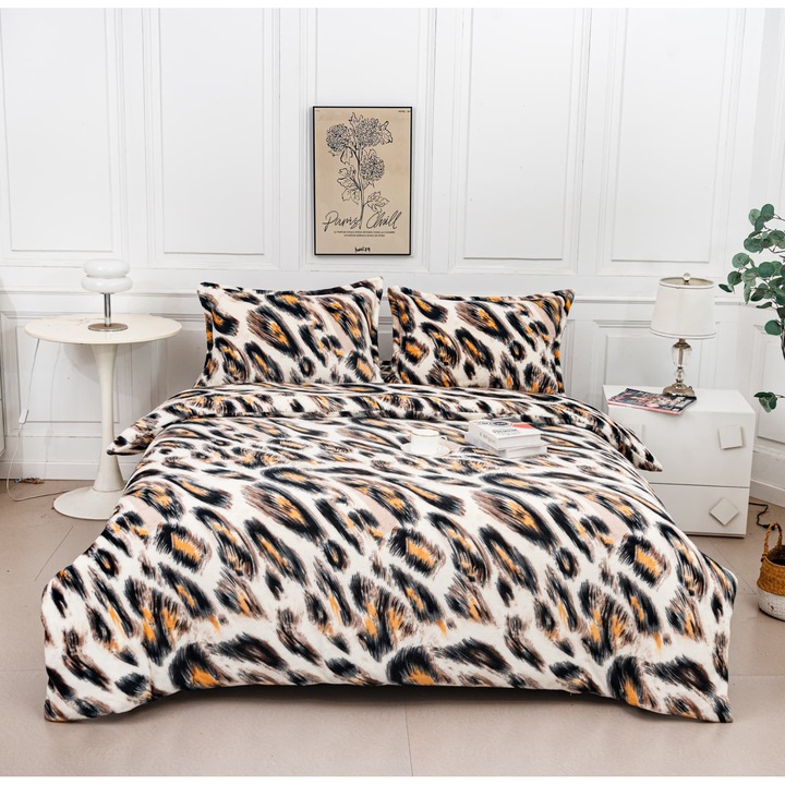 Set Lenjerie CHIRASO, Cocolino, pentru Pat Dublu, 4 Piese, Cearceaf cu Elastic 180x200 cm, Husa Pilota 200x230 cm, 2 Fete de Perna 52x75 cm, Model Animal Print, alb-maro-negru