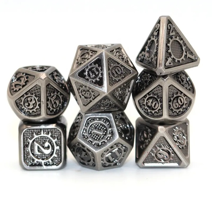 Készlet, Steampunk Álmok, 7 Fém RPG Kocka, d4: 1, 5 cm, d6: 1, 4 cm, d8: 1, 3 cm, d10: 1, 5 cm, d12: 1, 7 cm, d20: 1, 9 cm, Többszínű, Felnőtteknek