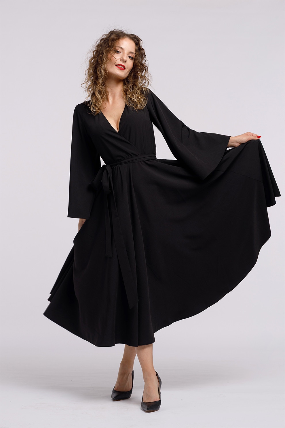 Camissi, Rochie cu croiala petrecuta si decolteu in V, Negru, S-M
