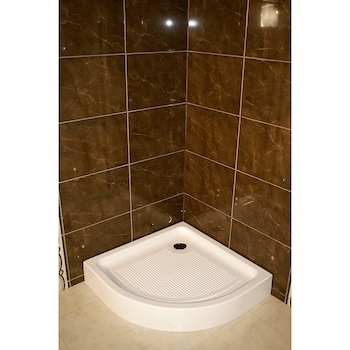 Cadita de dus semirotunda Belform Cubo, 90x90 cm, Acril + ABS Cadita de dus semirotunda Belform Cubo, 90x90 cm, Acril + ABS