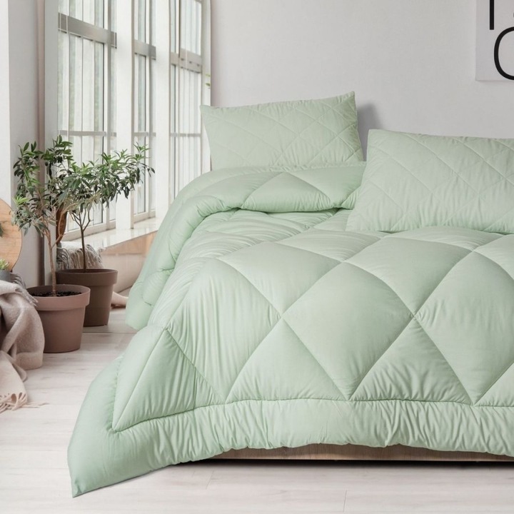 Set pilota iarna CottonBox Softwash 220x230cm, cearsaf elastic 160x200cm, 2 fete perna 50x70cm, Verde Iasomie