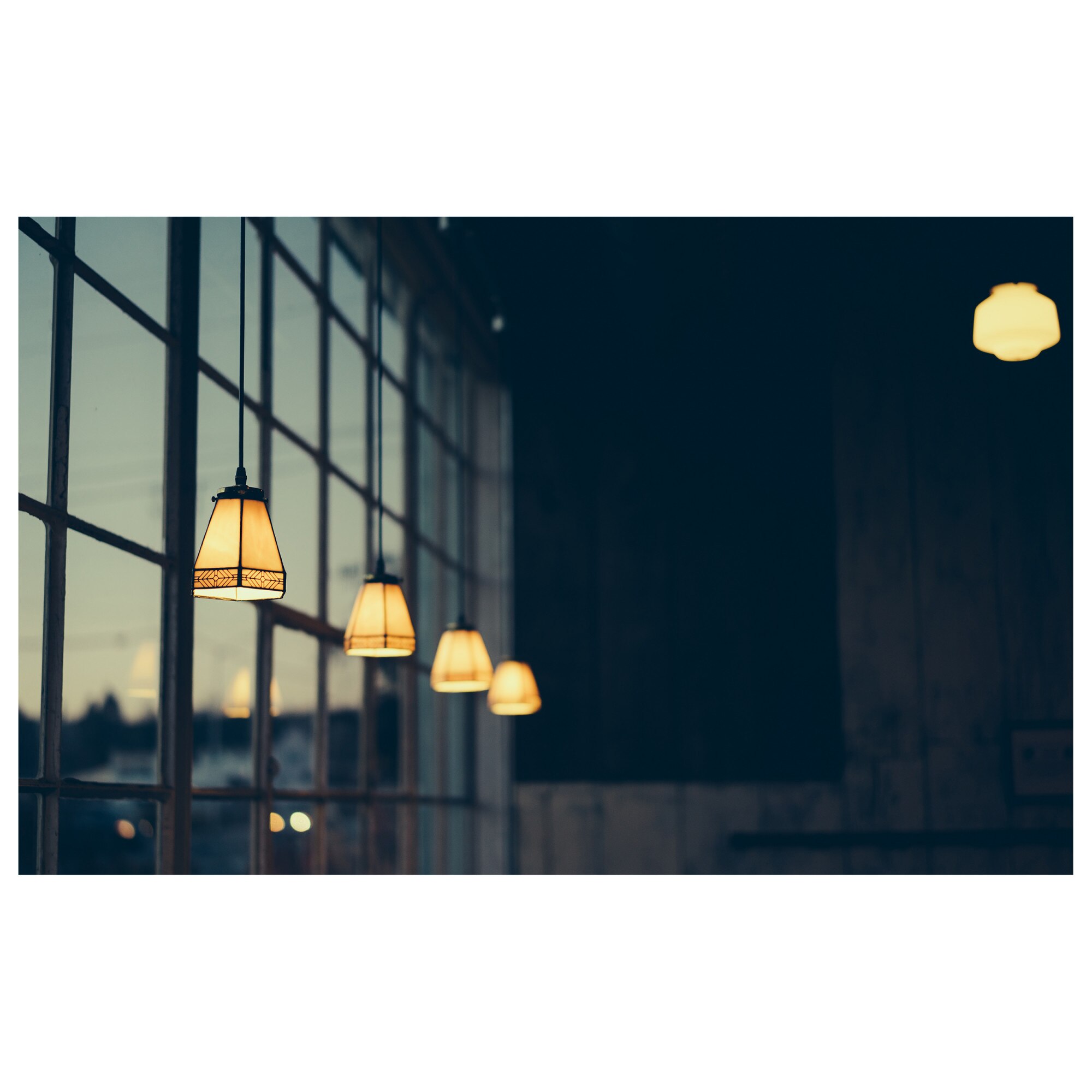 Tablou Canvas Artantida - Window Light Bulb 60x40 cm