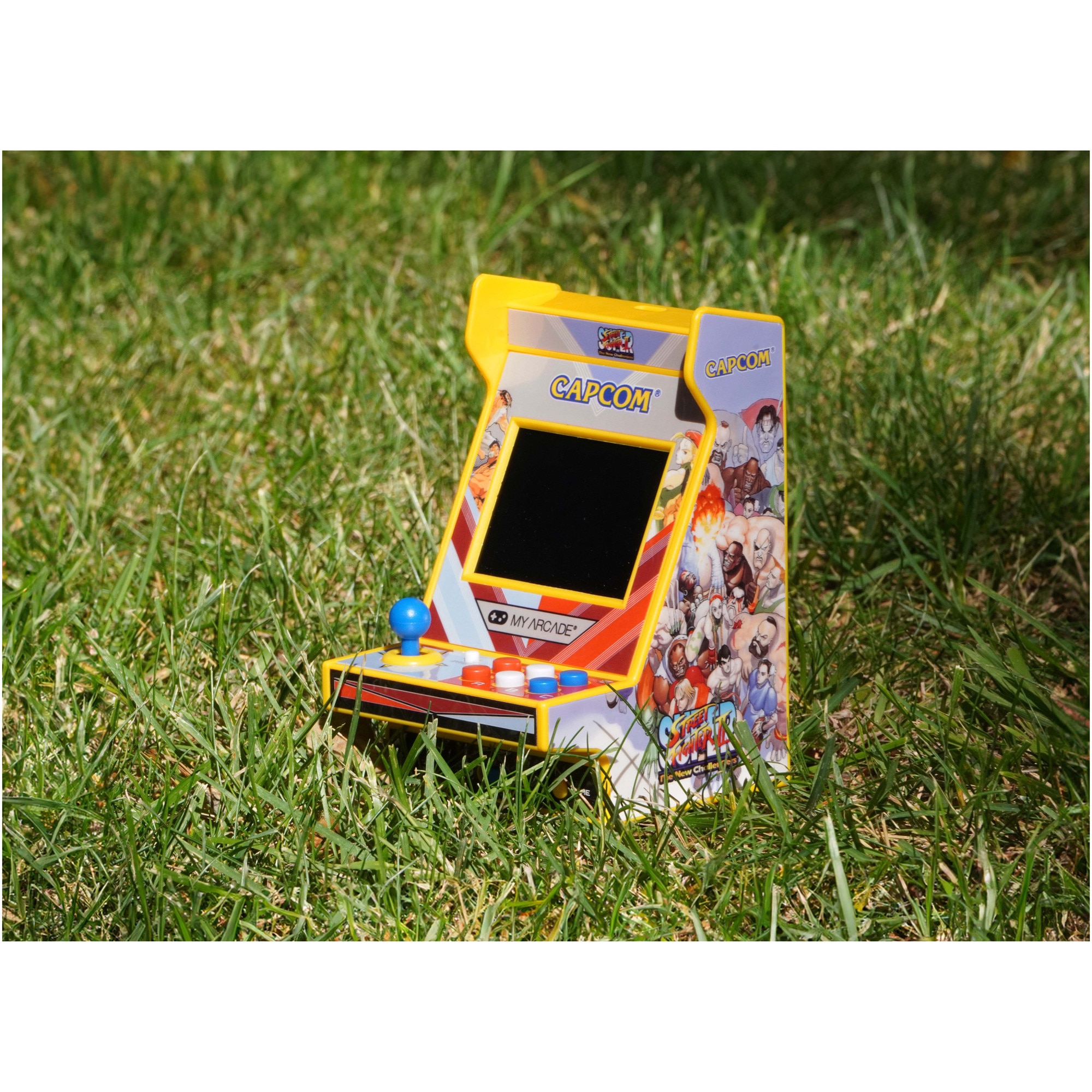 Consola portabila My Arcade Nano Player Pro 4.8" Super Street Fighter II Portable Retro Arcade, 2 Jocuri