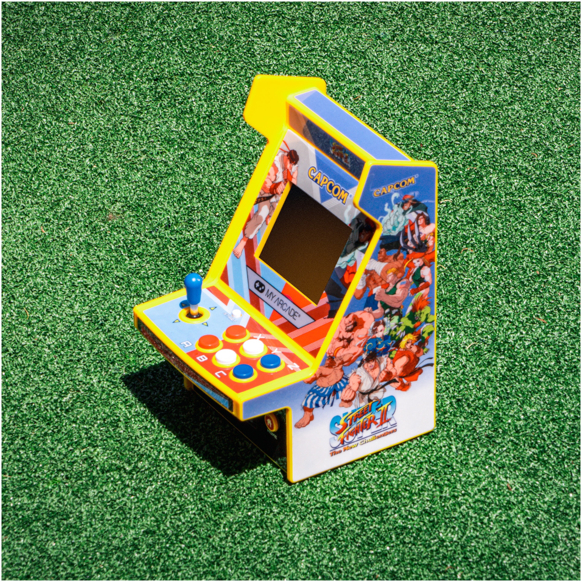 Consola portabila My Arcade Micro Player Pro 6.7" Super Street Fighter II Portable Retro Arcade, 2 Jocuri