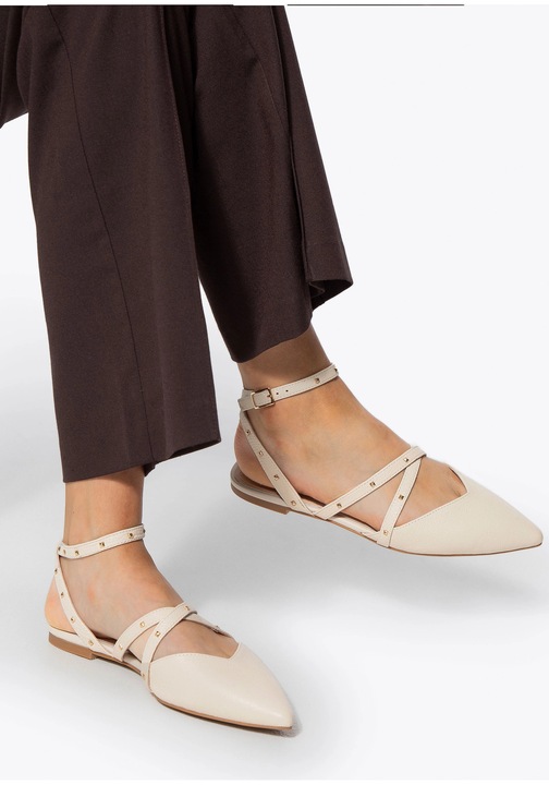 Дамски балеринки Wittchen, естествена кожа, метални акценти, бежови