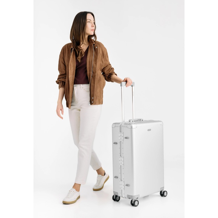 Troler mediu WITTCHEN din aluminiu cu 3 lacate TSA, roti duble, argintiu