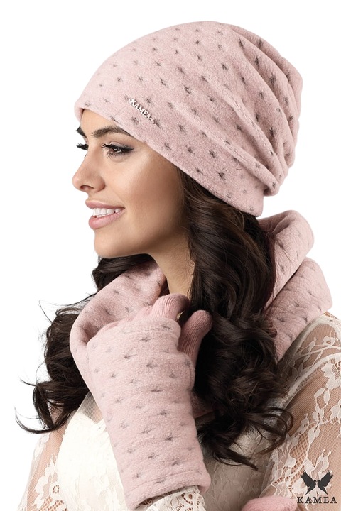 Дамски шал KAMEA, розов, топъл материал, полар, произведен в Полша