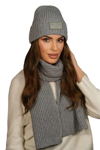 Caciuli si palarii dama