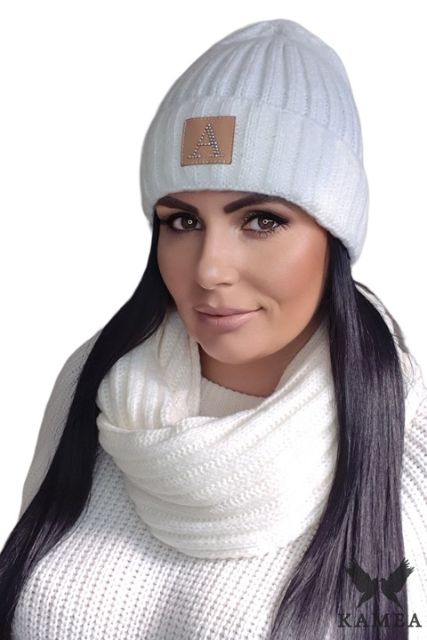 Set caciula si fular dama KAMEA, model MACUMBA, alb, material moale