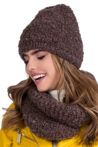 Caciuli si palarii dama