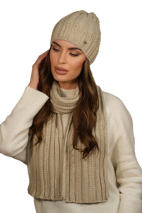 Дамска шапка и шал KAMEA, бежов, комплект, топъл, елегантен дизайн