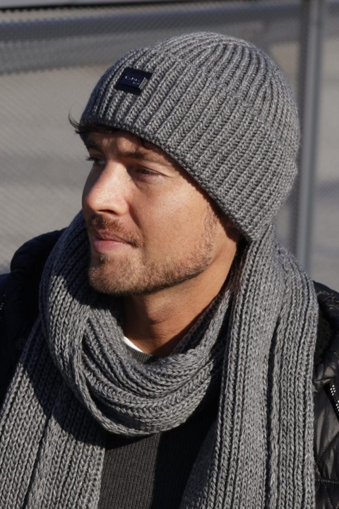 Caciula barbati KAMEA MARTIN, ciemnoszara, 85% acril, 15% lana, fara captuseala, marime universala 54-62