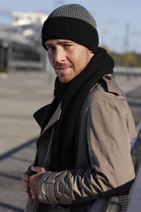 Set caciula si fular barbati KAMEA, negru/gri, 54-60 cm, acril