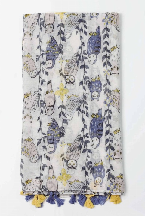 Шал с мотиви на бухали и пискюли, KAMEA, екрю с принт в цвят нар, жълто и бежово, 180x90 см