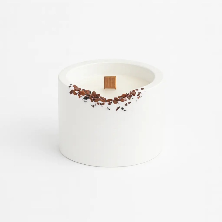 Szójagyertya vörös jáspis kristályokkal, rózsa és rózsabors illattal, fa kanóccal, 100 g, Lunera