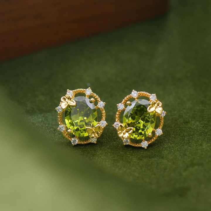 Cercei dama, zirconiu, Cercei cu zirconiu fluture