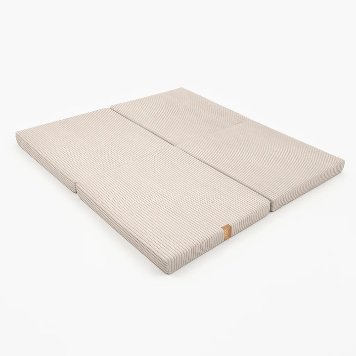 Квадратен килим за игра Meowbaby, 120x120см, екрю, материал от щраус с пълнеж от антиалергична полиуретанова пяна