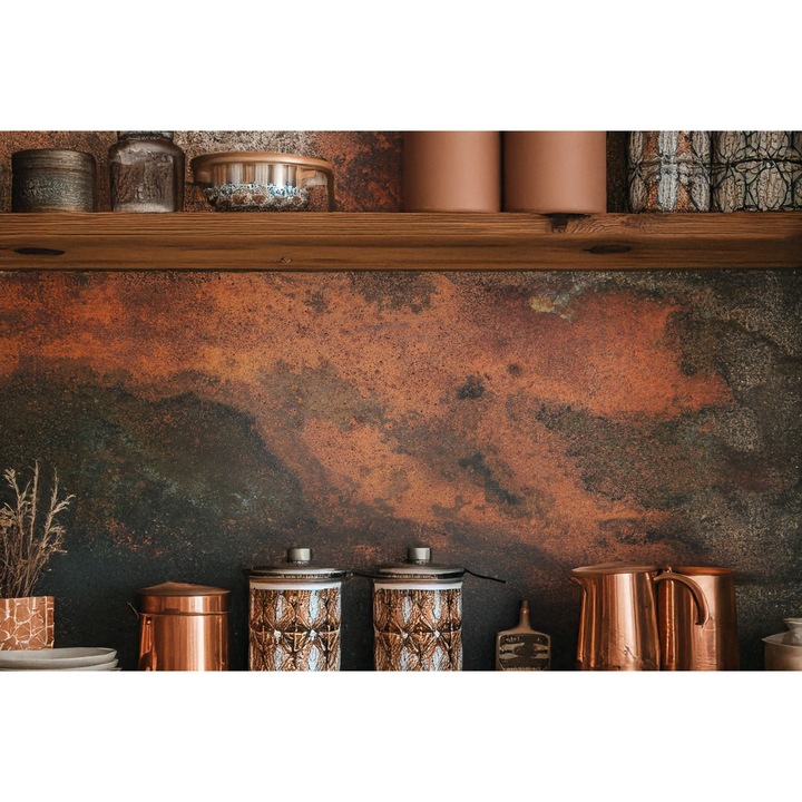 Panou decorativ din cupru Eternal Copper Inferno 90 × 50 cm, patinat manual, arta metalica premium pentru protectia peretelui in bucatarie si decor modern, piesa unica realizata in atelier european
