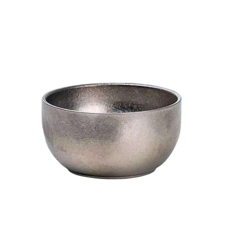 Cana din titan pur, 45ml, argintie, 6x3cm, design concav-convex