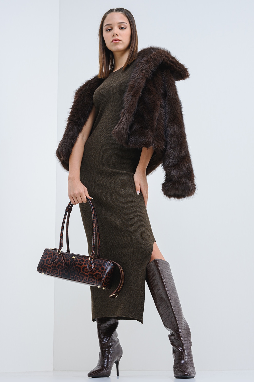 Pieces, Rochie din tricot cu slit lateral, fara maneci, Maro inchis, S