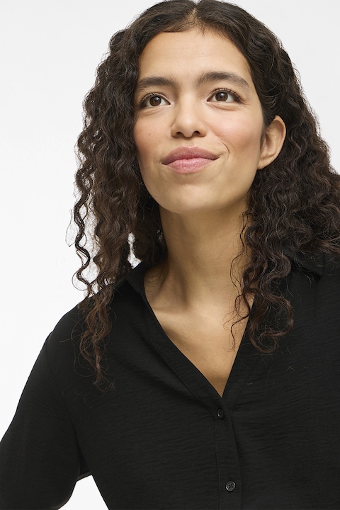 Vila, Шпиц риза Josa, Черен