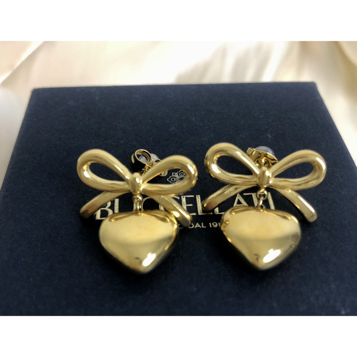 18k arannyal bevont masnis és szíves medálos fülbevalók