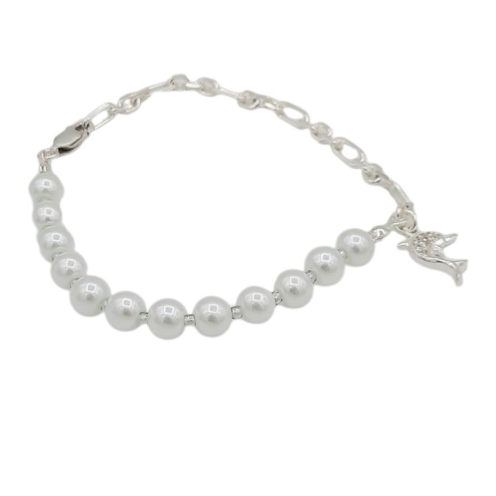 Bratara jumatate perle albe 6 mm pe guta si jumatate lant cu un pandant delfin cu pietre de zirconiu 18 mm capete si cheita din Argint 925 lungime 19 cm Artemis