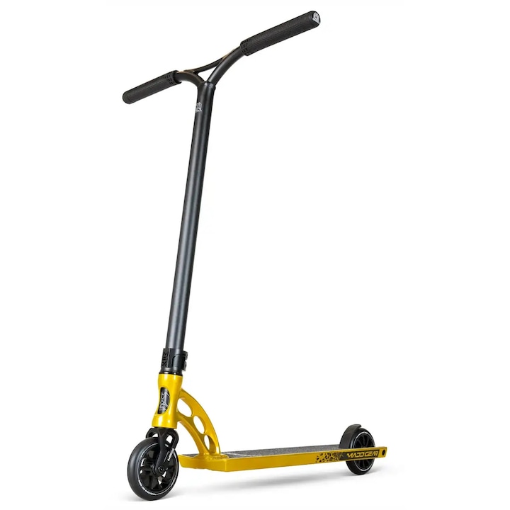 MGP Origin 550 Street roller, 110 mm, alumínium, súly 3,58 kg, magasság 89 cm, 150 cm és 170 cm közötti ridereknek