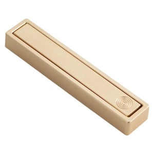 Портманто и стоящи закачалки