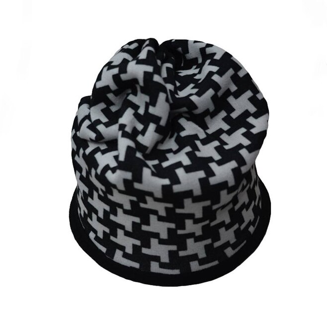 Caciula rafinata, realizata din material textil, D&J Exclusive, negru/alb,universala